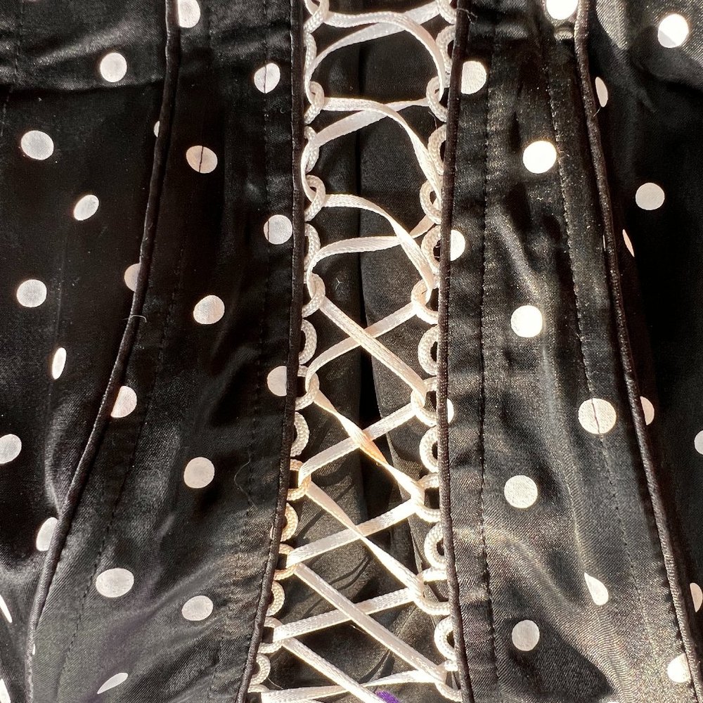 πSixthsense Sexy Corsage Top Black with White Polka Dots & Zipper on the Side - Picture 11 of 15